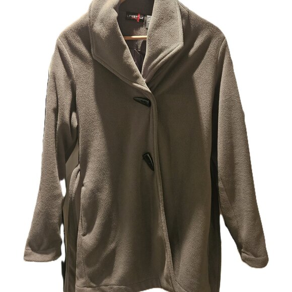 Jacket - Picture 1 of 3